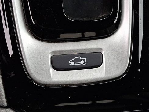 Used 2017 Honda Ridgeline RTL-E image 31