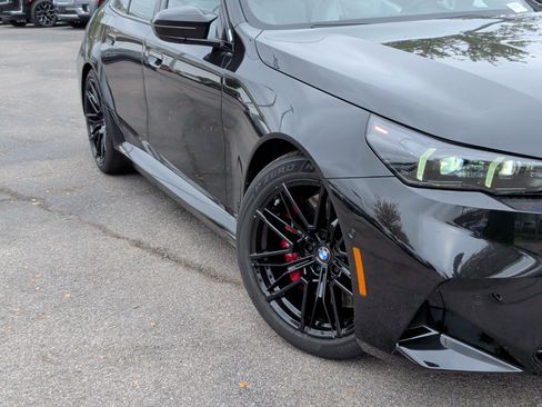New 2026 BMW M5 w/ Executive Package image 3