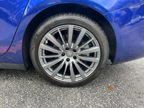 Used 2018 Maserati Ghibli GranSport image 40