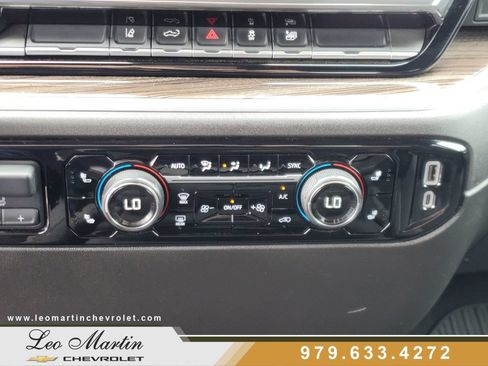 Used 2025 Chevrolet Silverado 2500 LT w/ Convenience Package AWD/4WD image 26