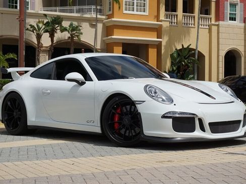 Used 2015 Porsche 911 GT3 RWD image 7