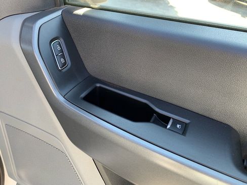 Used 2023 Ford F250 XLT image 44