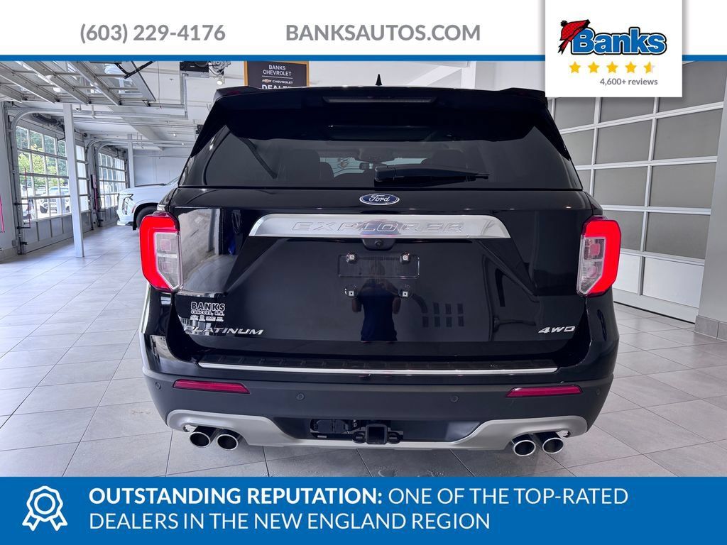 Used 2024 Ford Explorer Platinum w/ Technology Package AWD/4WD image 7