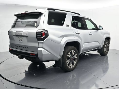 Used 2025 Toyota 4Runner TRD Sport Premium AWD/4WD image 7