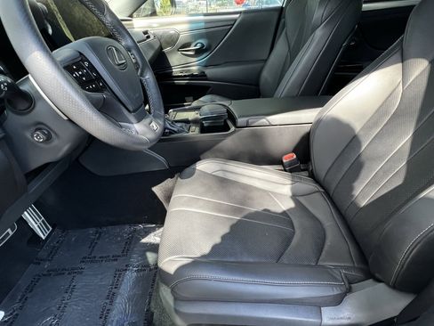 Used 2022 Lexus ES 350 F Sport w/ Accessory Package 2 image 16