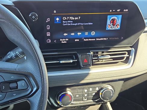 Used 2024 Chevrolet TrailBlazer LT w/ Driver Confidence Package image 16