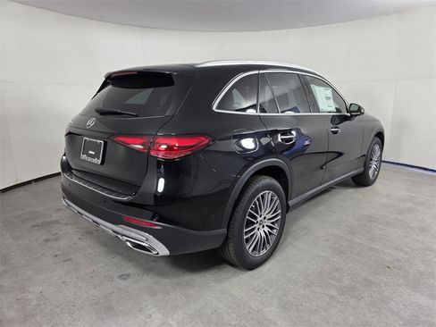 New 2026 Mercedes-Benz GLC 300 image 4