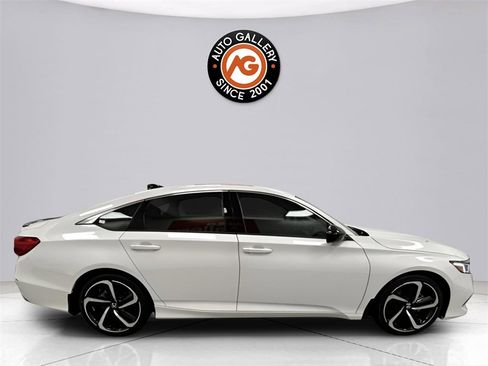 Used 2022 Honda Accord Sport image 8