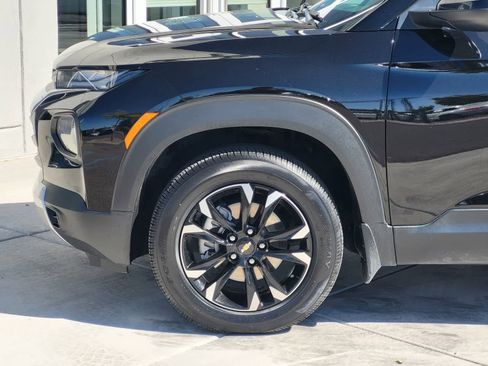 Used 2022 Chevrolet TrailBlazer LT w/ Convenience Package AWD/4WD image 8