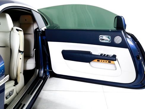 Certified 2019 Rolls-Royce Wraith RWD image 11