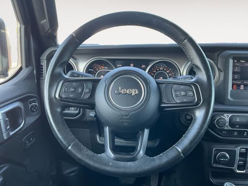 Used 2018 Jeep Wrangler Unlimited Sport S AWD/4WD image 12
