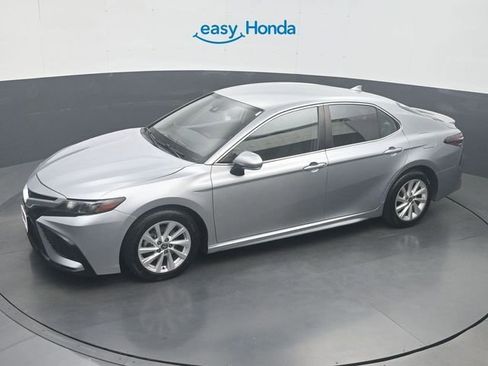 Used 2023 Toyota Camry SE FWD image 21