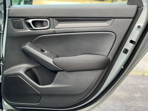 Used 2022 Honda Civic EX image 18
