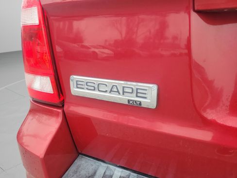 Used 2011 Ford Escape XLT w/ 202A Rapid Spec Order Code image 20