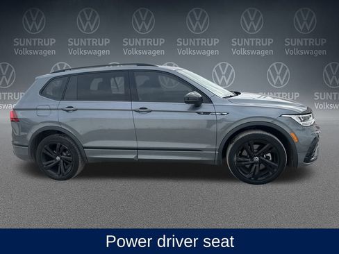Used 2023 Volkswagen Tiguan SE R-Line image 7