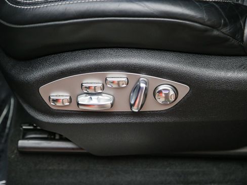 Certified 2023 Porsche Macan S AWD/4WD image 25