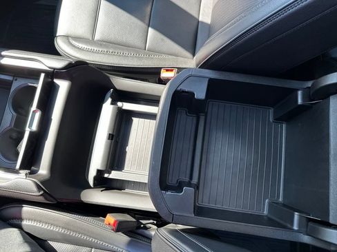 Used 2022 GMC Yukon Denali image 34