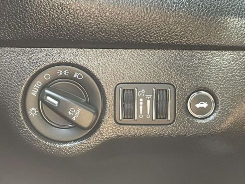 Used 2022 Dodge Challenger GT w/ Blacktop Package image 23