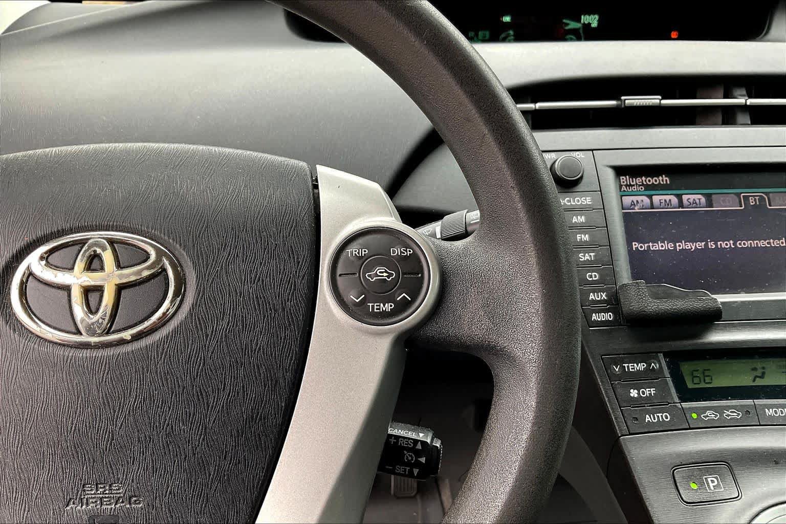 Used 2010 Toyota Prius Three w/ Solar Roof Pkg FWD image 24