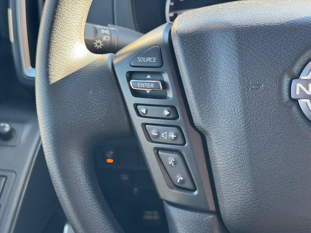 Certified 2025 Nissan Frontier SV RWD image 16