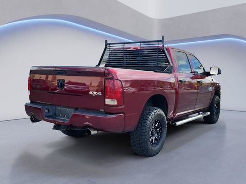 Used 2018 RAM 1500 Express AWD/4WD image 6
