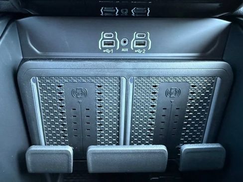 New 2026 RAM 3500 Laramie AWD/4WD image 31