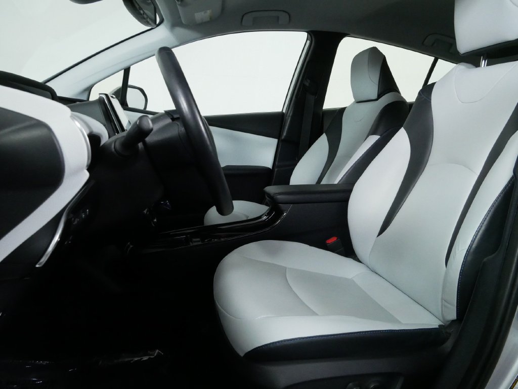 Used 2019 Toyota Prius Limited FWD image 15