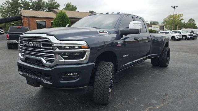 Used 2026 RAM 3500 Laramie AWD/4WD image 20
