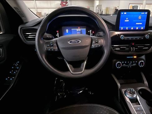Certified 2025 Ford Escape Active AWD/4WD image 5