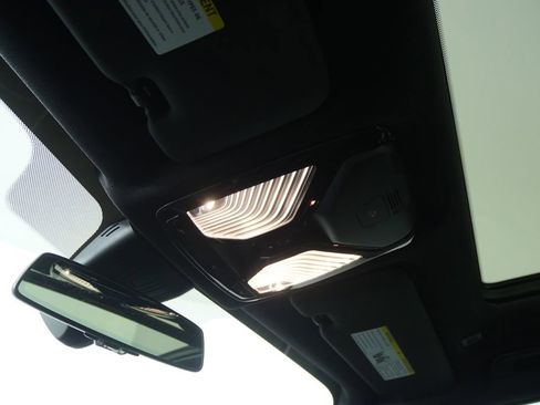 Used 2021 BMW X5 sDrive40i w/ Convenience Package image 21