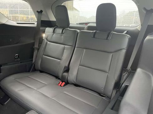 New 2026 Ford Explorer Active w/ Active Comfort Package image 12
