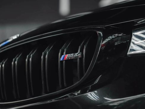 Used 2016 BMW M4 Convertible RWD image 3