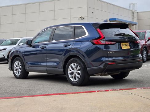 Used 2023 Honda CR-V LX image 3