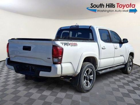 Certified 2018 Toyota Tacoma TRD Sport image 6