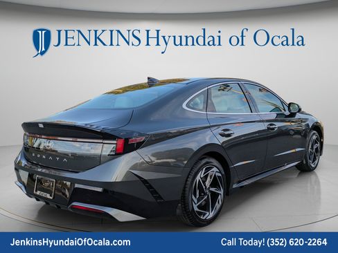 New 2026 Hyundai Sonata SEL FWD image 3