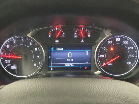 Used 2024 GMC Terrain SLE w/ Elevation Edition image 23