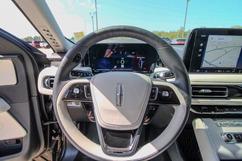 Used 2025 Lincoln Aviator Reserve w/ Equipment Group 201A AWD/4WD image 21