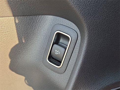 New 2025 Mercedes-Benz CLA 35 AMG 4MATIC image 24