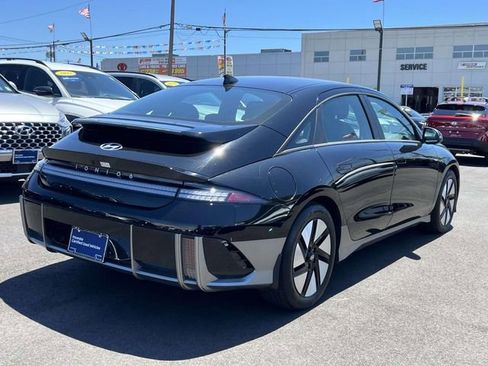 Used 2024 Hyundai Ioniq 6 SE AWD/4WD image 6