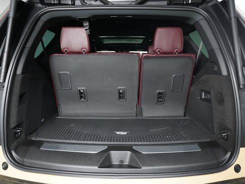 Used 2026 Cadillac Escalade Sport w/ Touring Package image 10