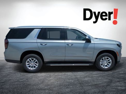 Used 2025 Chevrolet Tahoe LT AWD/4WD image 2