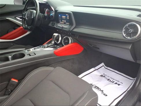 Used 2021 Chevrolet Camaro LT image 24