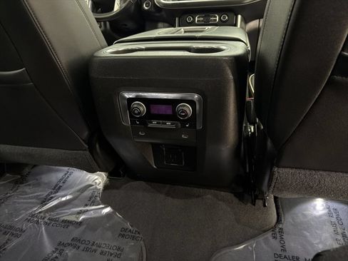 Used 2021 Chevrolet Suburban Premier w/ Premium Package AWD/4WD image 21