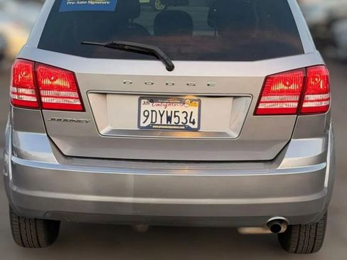 Used 2018 Dodge Journey SE w/ Popular Equipment Group FWD image 9