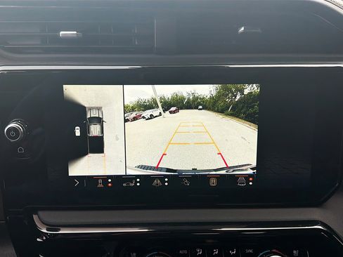 Used 2025 GMC Sierra 2500 AT4 w/ AT4 Premium Plus Package image 34