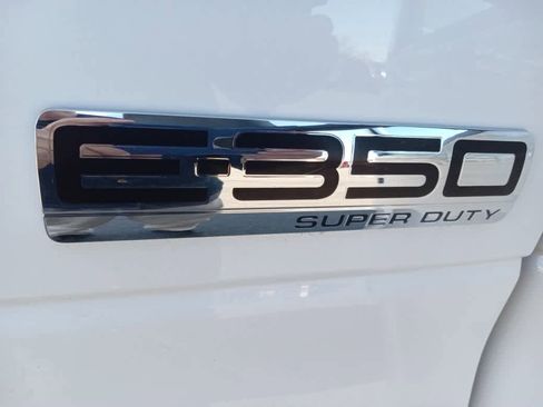 Used 2025 Ford E-350 and Econoline 350 Super Duty w/ Power Equipment Group image 33
