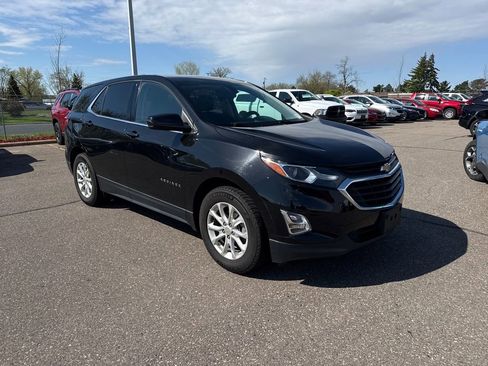 Used 2019 Chevrolet Equinox LT FWD image 4