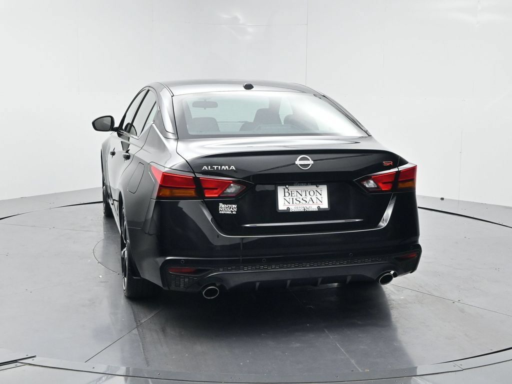 Used 2025 Nissan Altima 2.5 SR FWD image 19