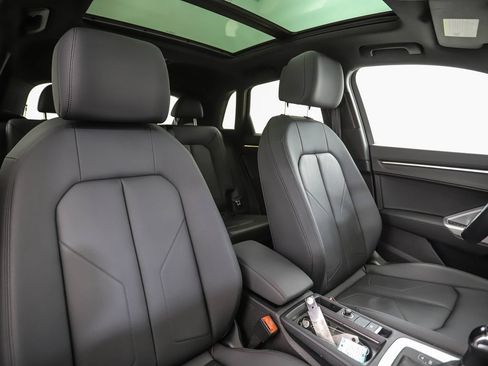 Used 2022 Audi Q3 2.0T Premium Plus AWD/4WD image 31
