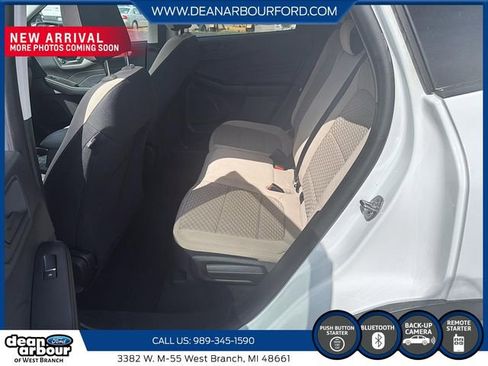 Used 2022 Ford Escape SE w/ Cold Weather Package FWD image 8